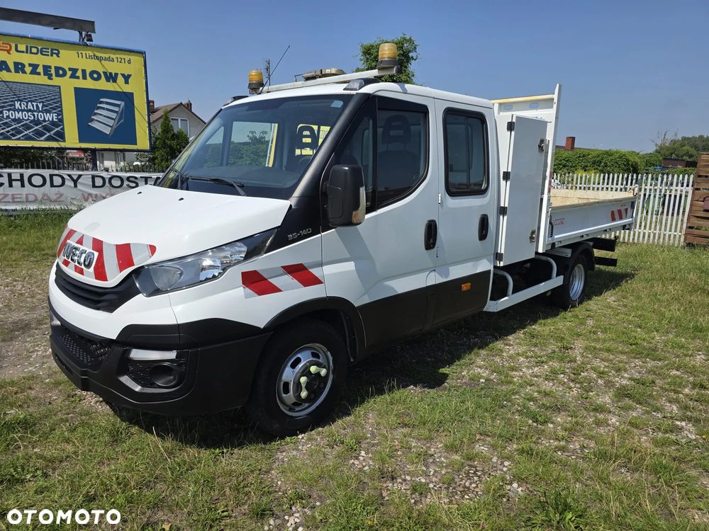 Iveco Wywrotka 7-Osobowa - 1