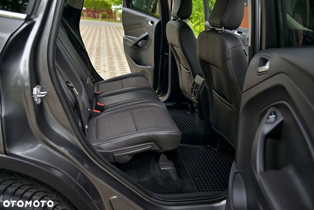 Ford Kuga 2.0 TDCi 4WD Titanium Plus - 33