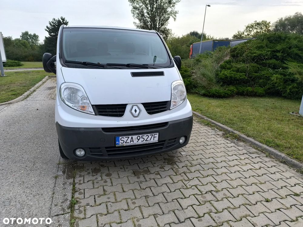 Renault Trafic - 1