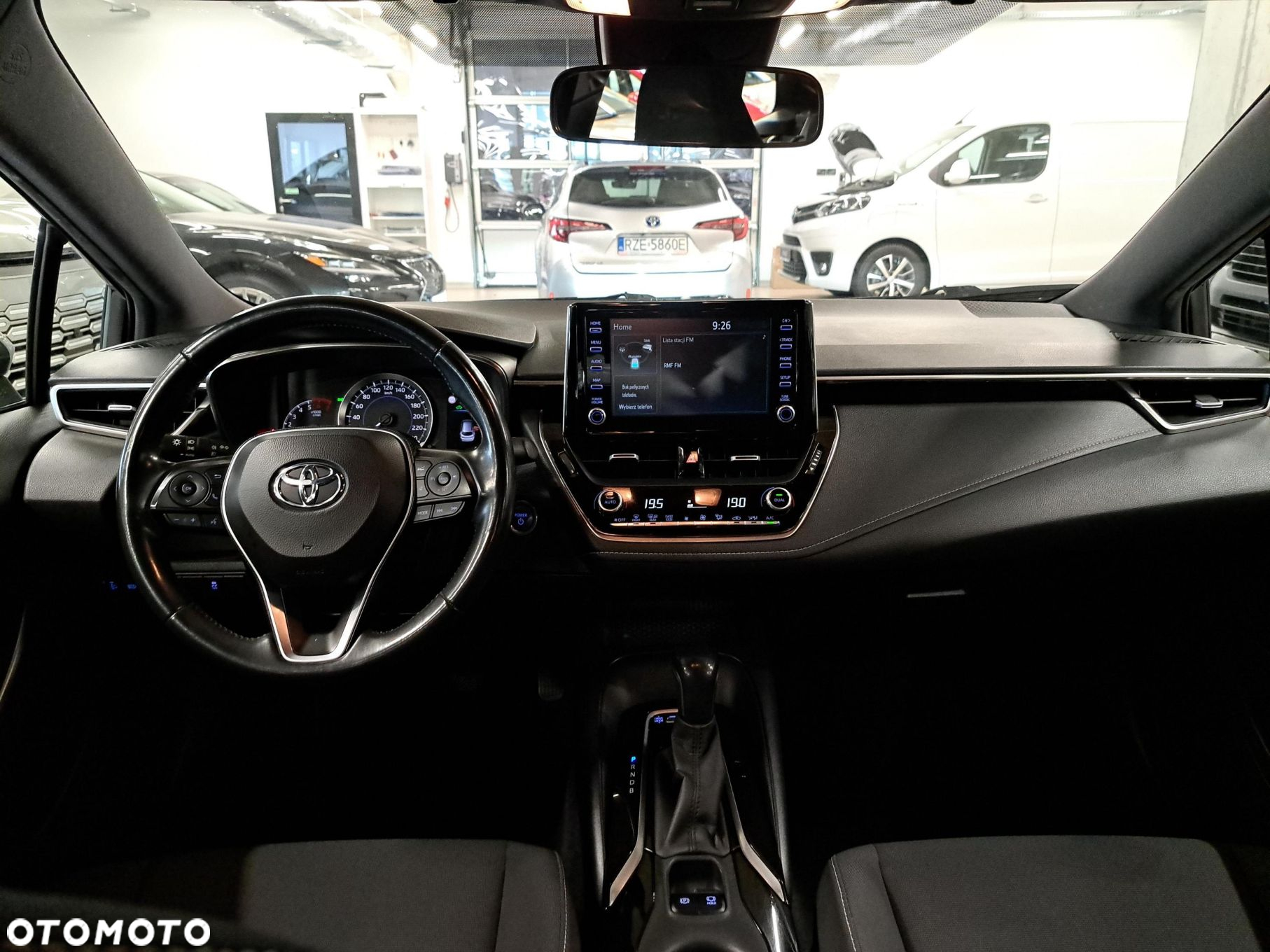Toyota Corolla - 11