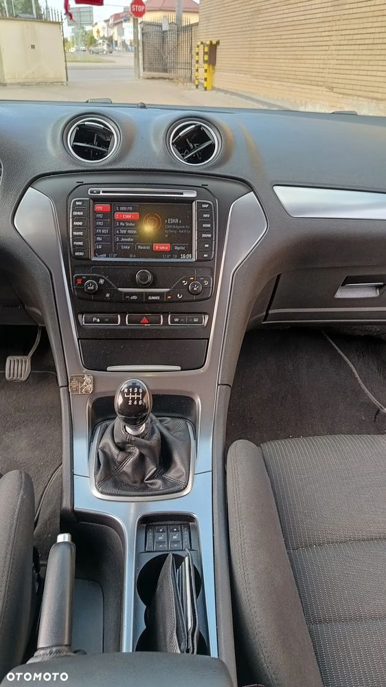 Ford Mondeo 2.0 TDCI Titanium - 12
