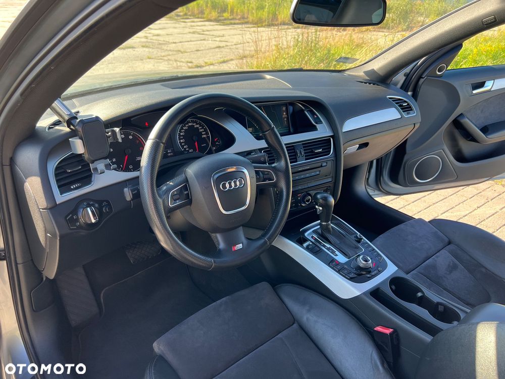 Audi A4 ver-2-0-tfsi-multitronic-s-line-sportpaket - 5