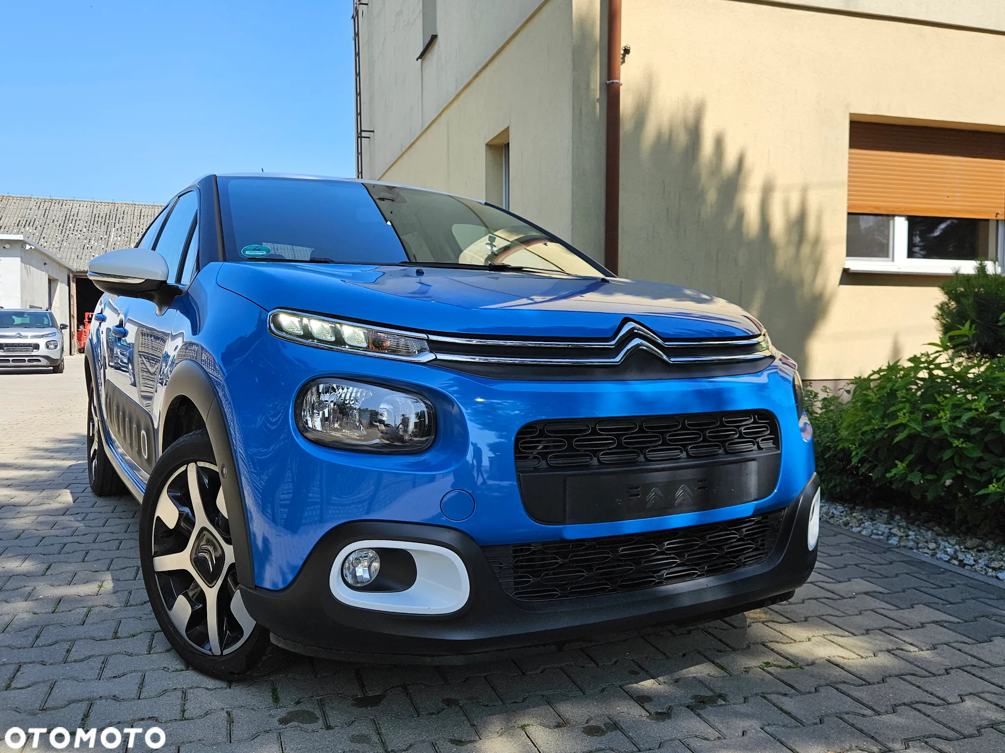Citroën C3 1.2 PureTech Shine S&S - 8