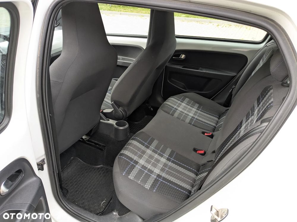 Volkswagen up! 1.0 move - 10