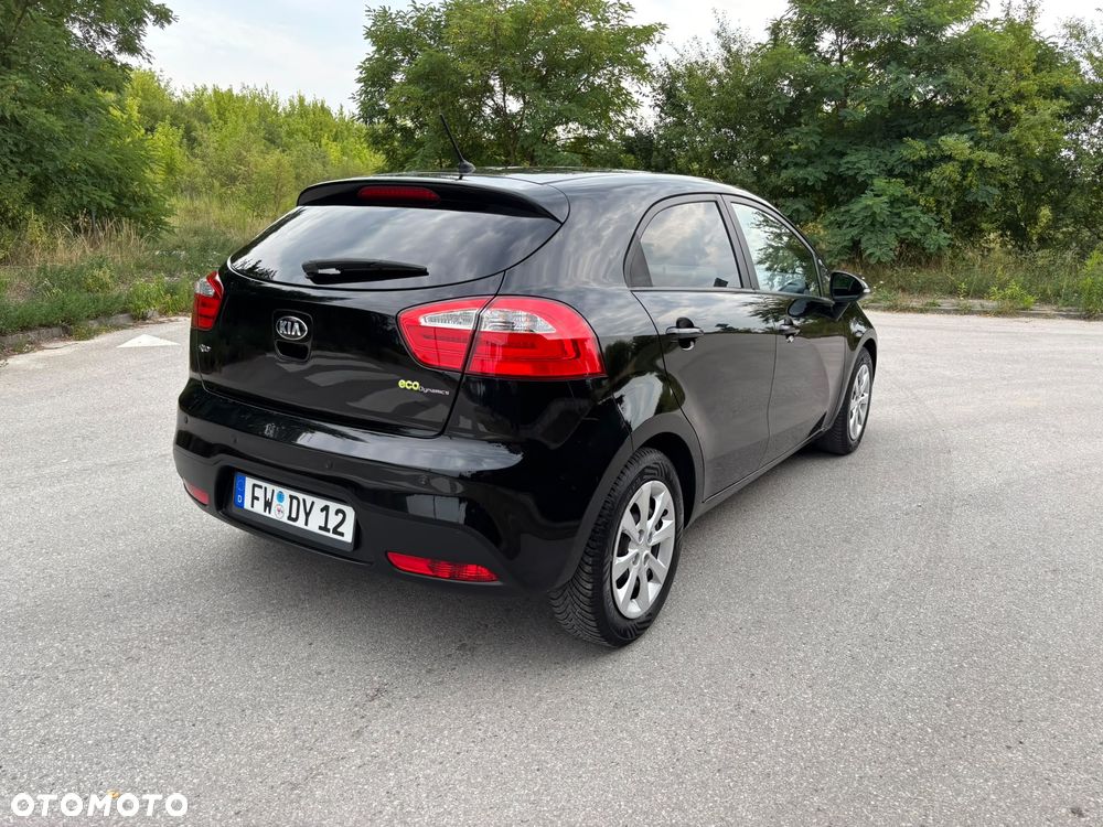 Kia Rio 1.2 Dream Team Edition - 3