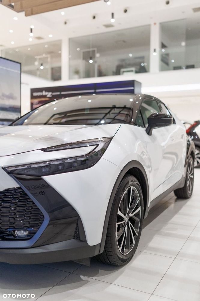 Toyota C-HR - 16