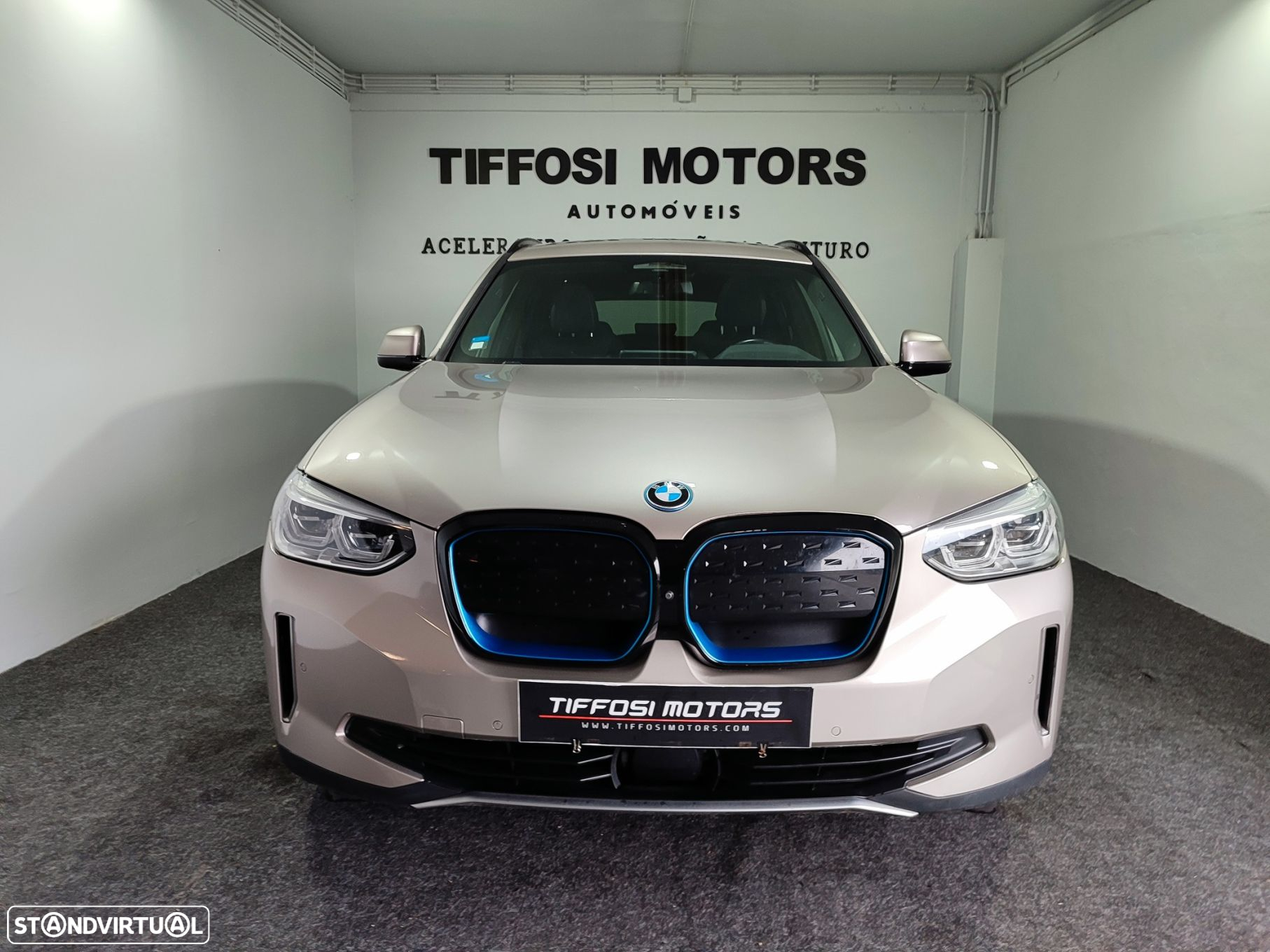 BMW iX3 Inspiring - 3