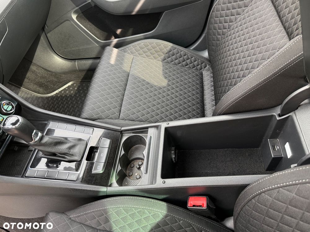 Skoda Superb 1.8 TSI DSG Style - 37