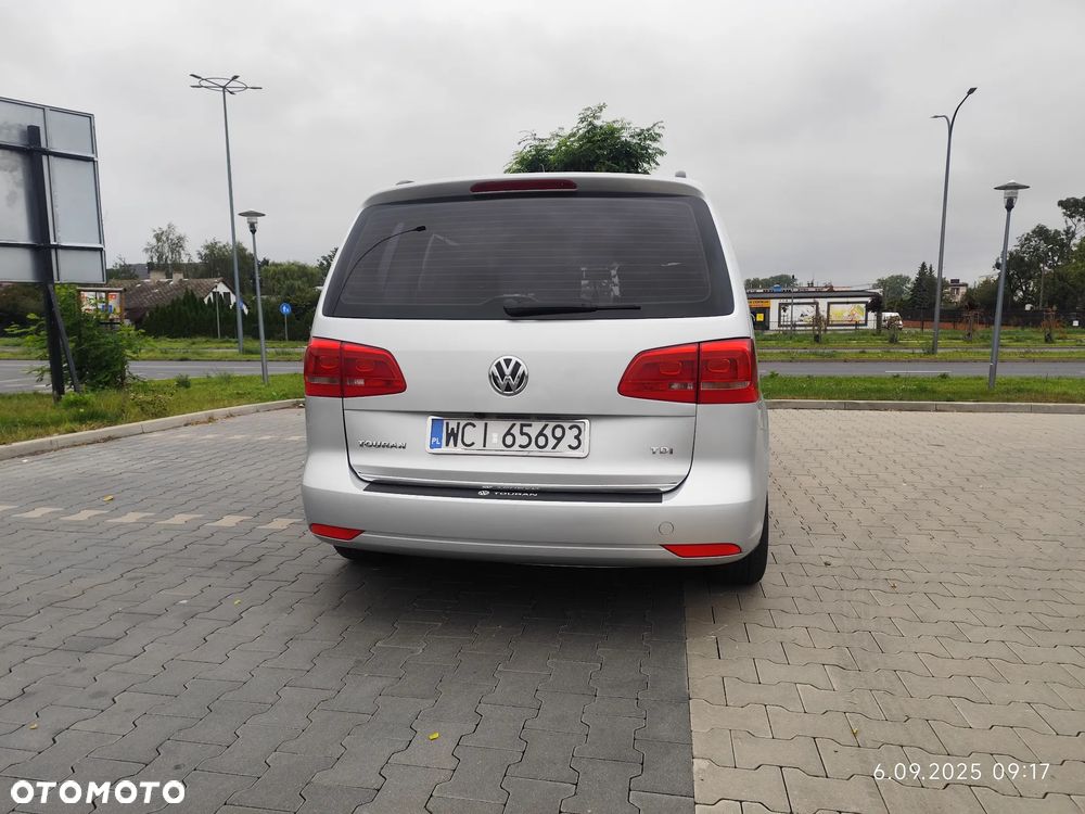 Volkswagen Touran - 2