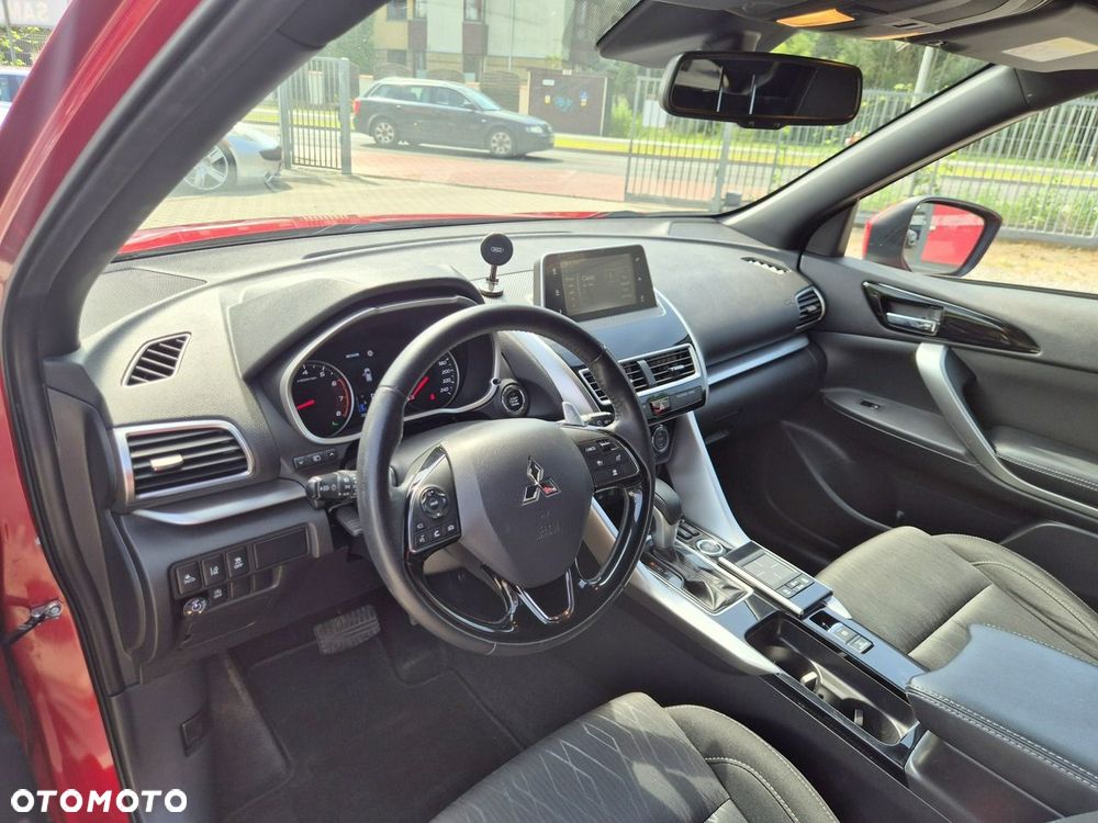 Mitsubishi Eclipse Cross 1.5 T GPF Intense Pro CVT 4WD - 14