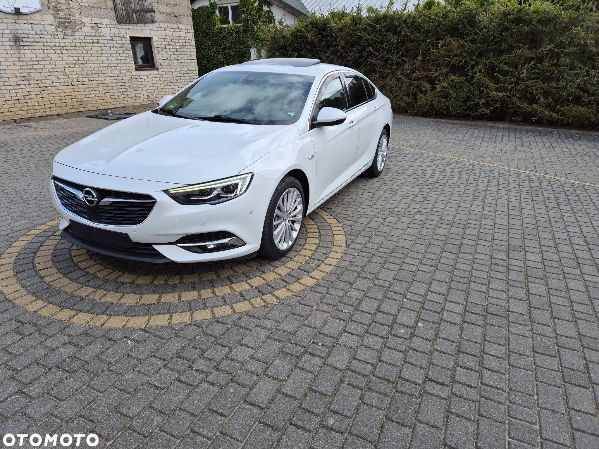 Opel Insignia Grand Sport2.0 Direct InjTurbo 4x4 Ultimate Exclusive - 2