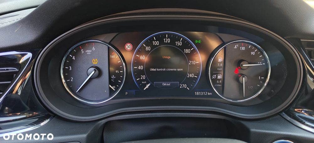 Opel Insignia - 11