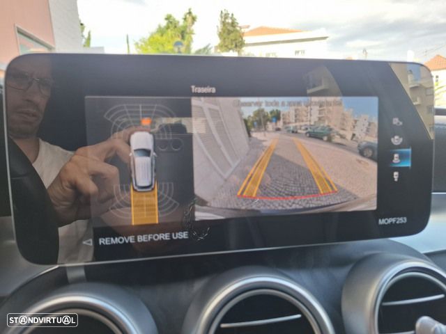 Mercedes-Benz GLC 300 de 4Matic 9G-TRONIC AMG Line - 25