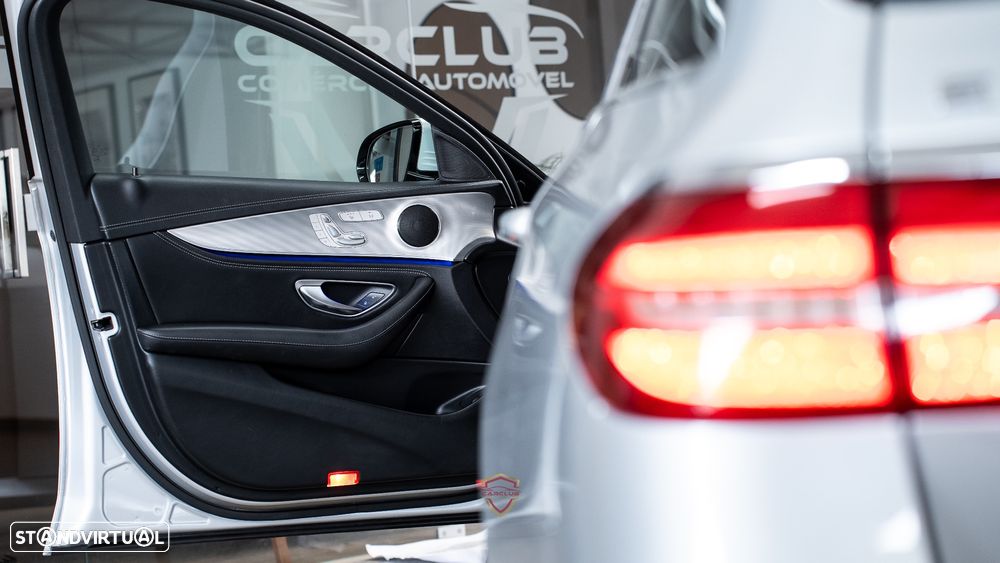Mercedes-Benz E 300 de AMG Line - 13