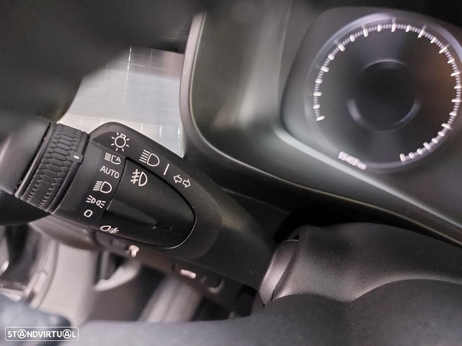 Volvo XC 40 2.0 D3 Momentum - 18