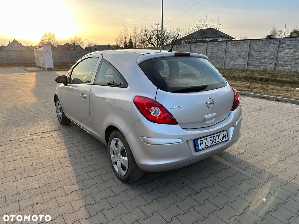Opel Corsa 1.2 16V Sport - 12