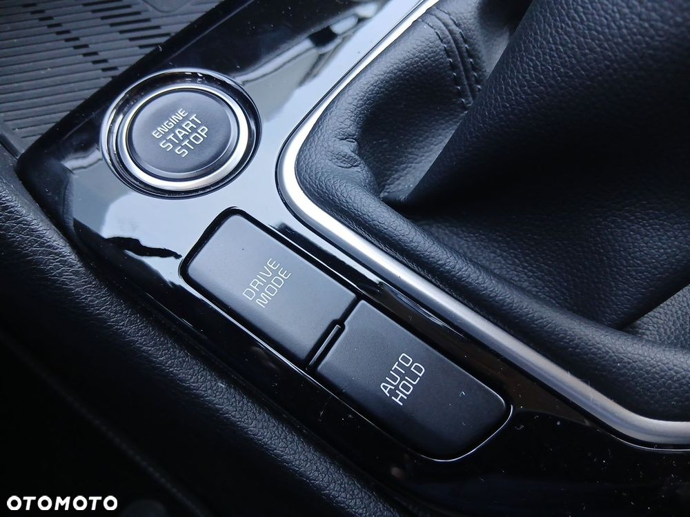 Kia Sportage 1.6 T-GDI Business Line 2WD - 24