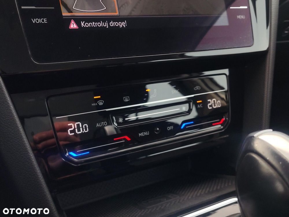 Volkswagen Passat Variant 1.5 TSI EVO Business DSG - 21