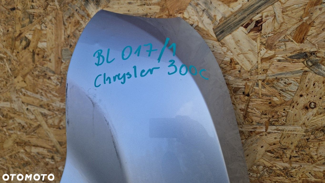 CHRYSLER 300C BŁOTNIK PRZÓD PRZEDNI LEWY - 2