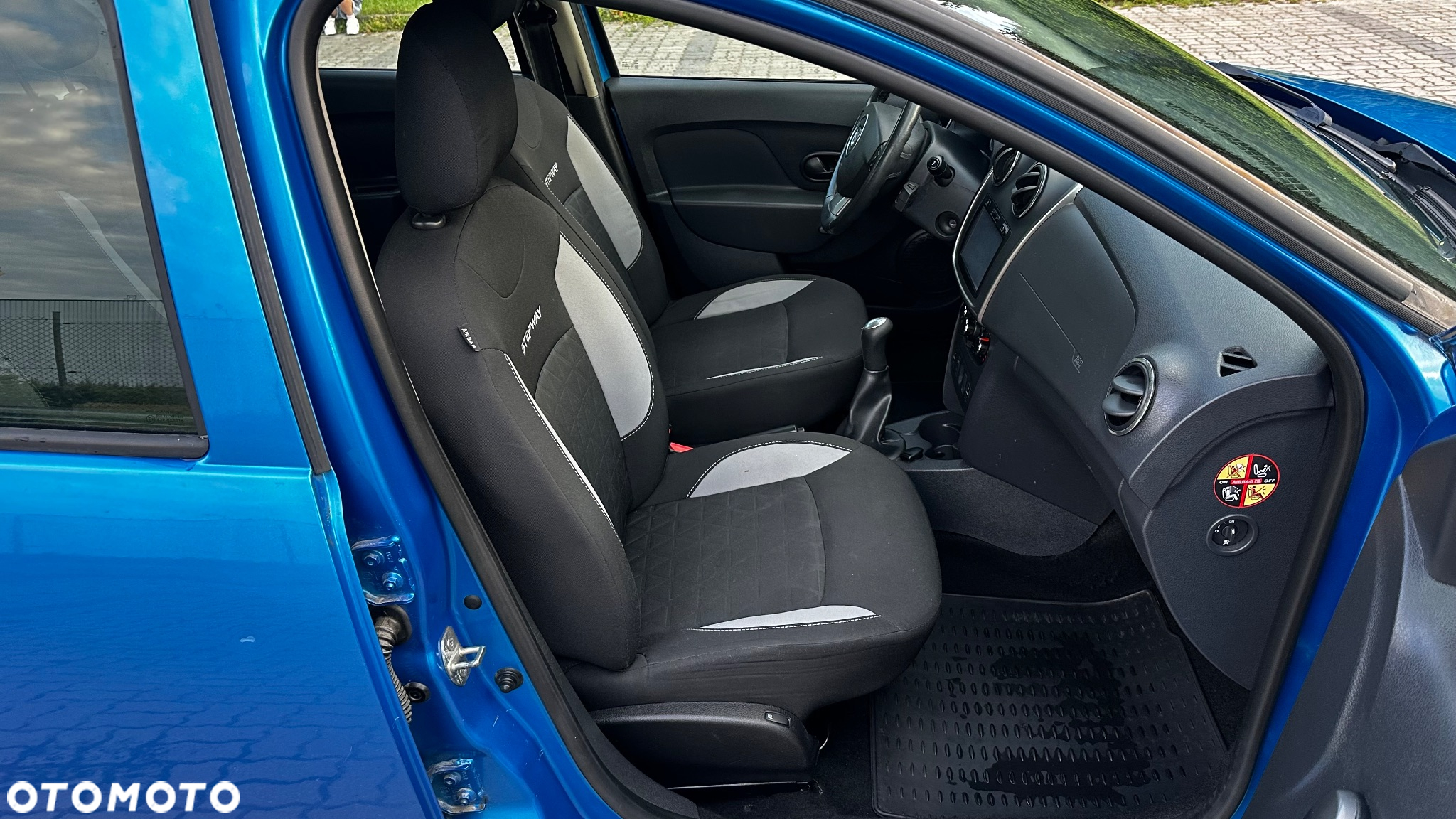 Dacia Sandero TCe 90 Celebration - 17