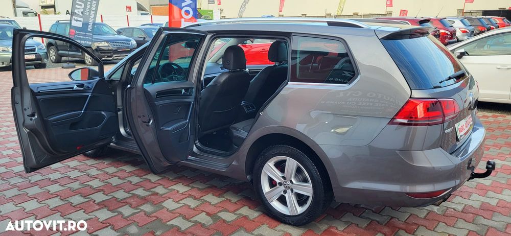Volkswagen Golf - 18