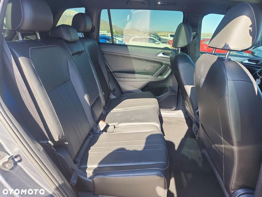 Volkswagen Tiguan - 10