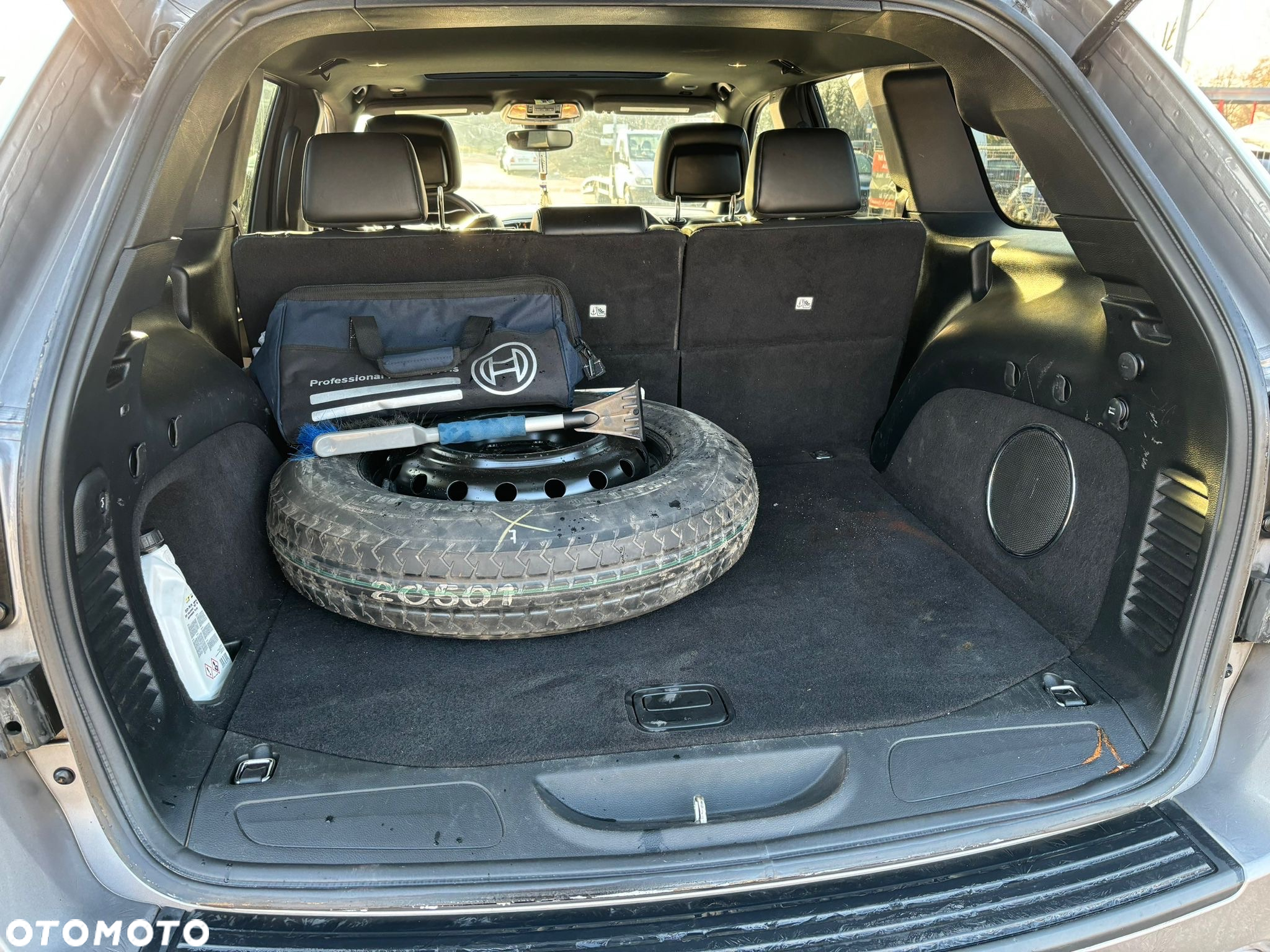 Jeep Grand Cherokee - 11