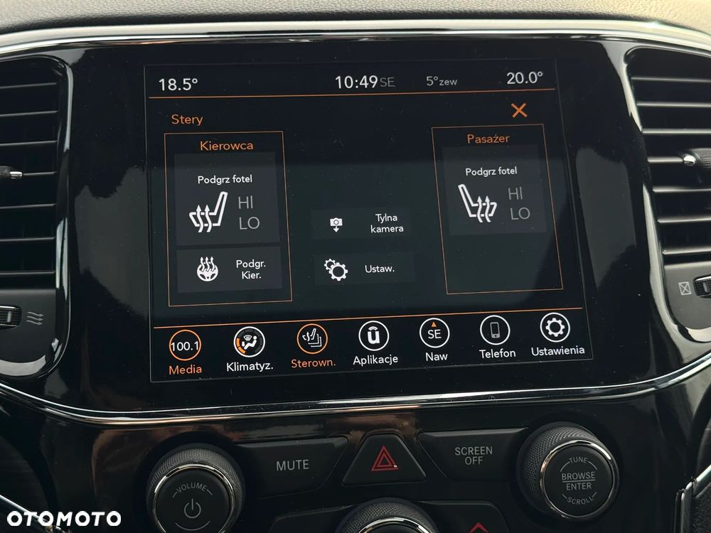 Jeep Grand Cherokee - 31