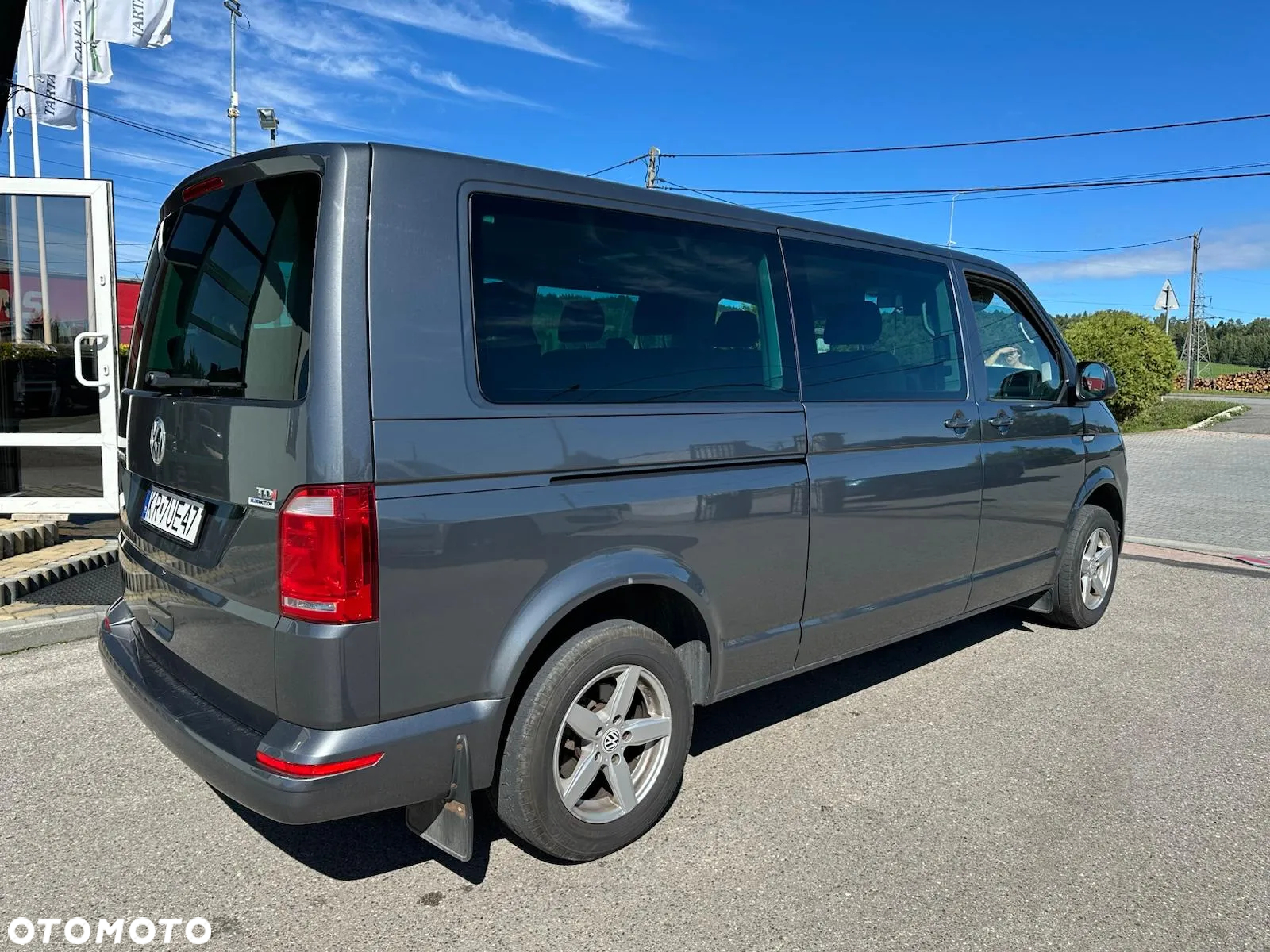 Volkswagen Caravelle 2.0 TDI L1 Comfortline DSG - 4