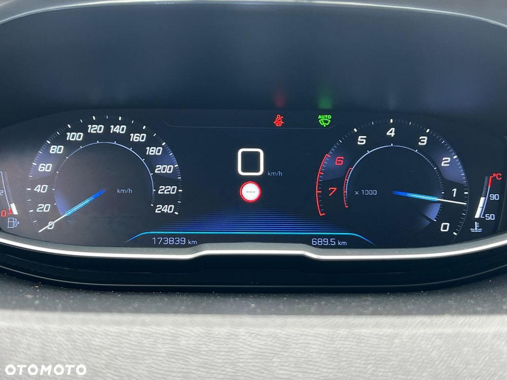 Peugeot 5008 1.2 PureTech Allure S&S - 16