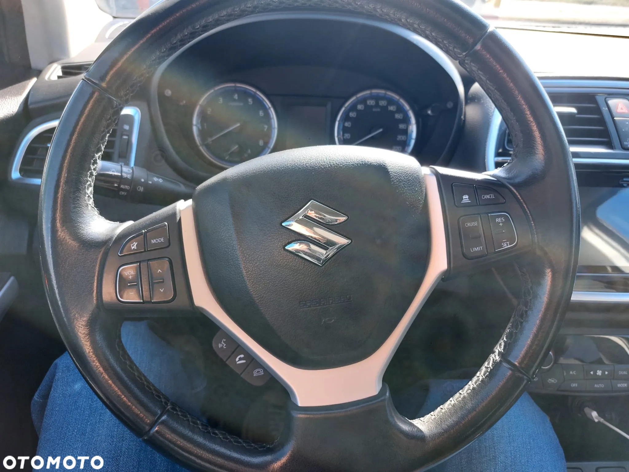 Suzuki SX4 S-Cross 1.4 Boosterjet Hybrid ALLGRIP Comfort - 6