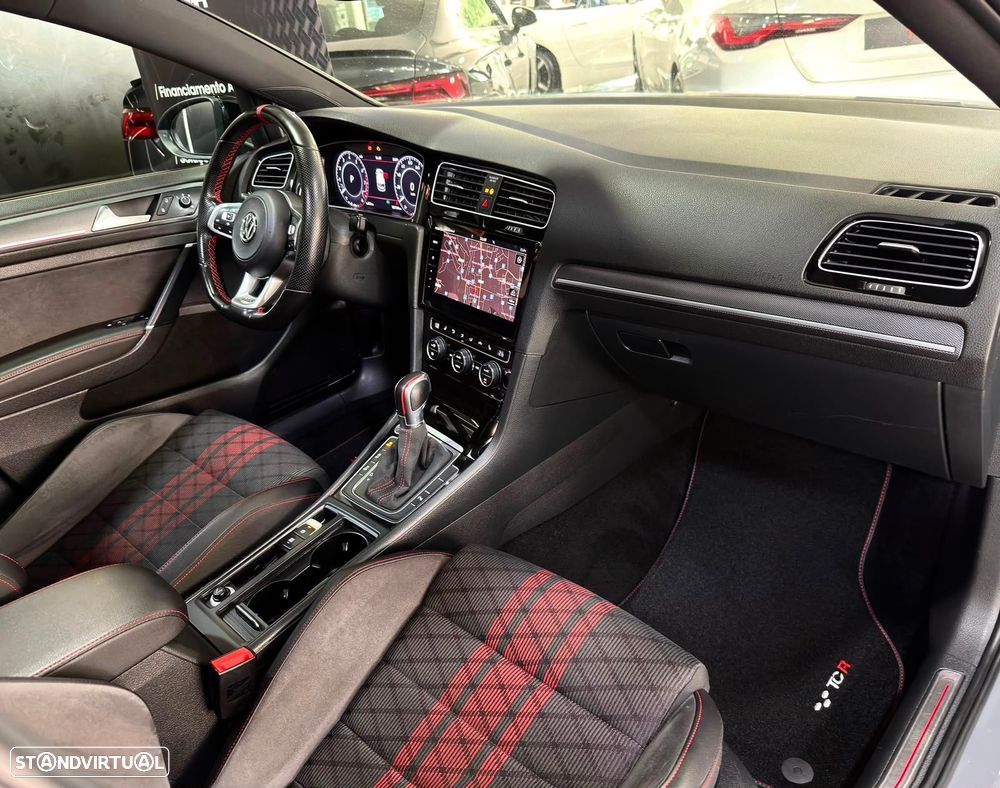 VW Golf GTI TCR 2.0 TSI OPF DSG - 16