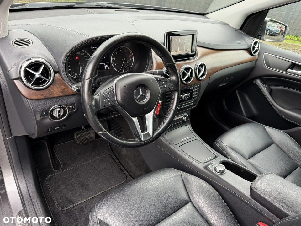 Mercedes-Benz Klasa B 180 (BlueEFFICIENCY) 7G-DCT - 16