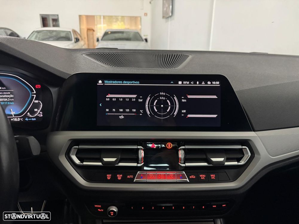 BMW 330 e Pack M Auto - 25
