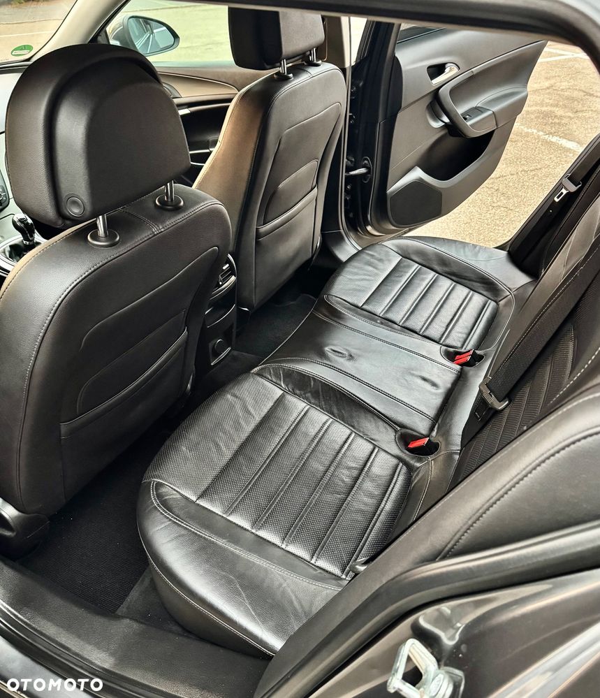Opel Insignia 2.0 CDTI Cosmo - 23