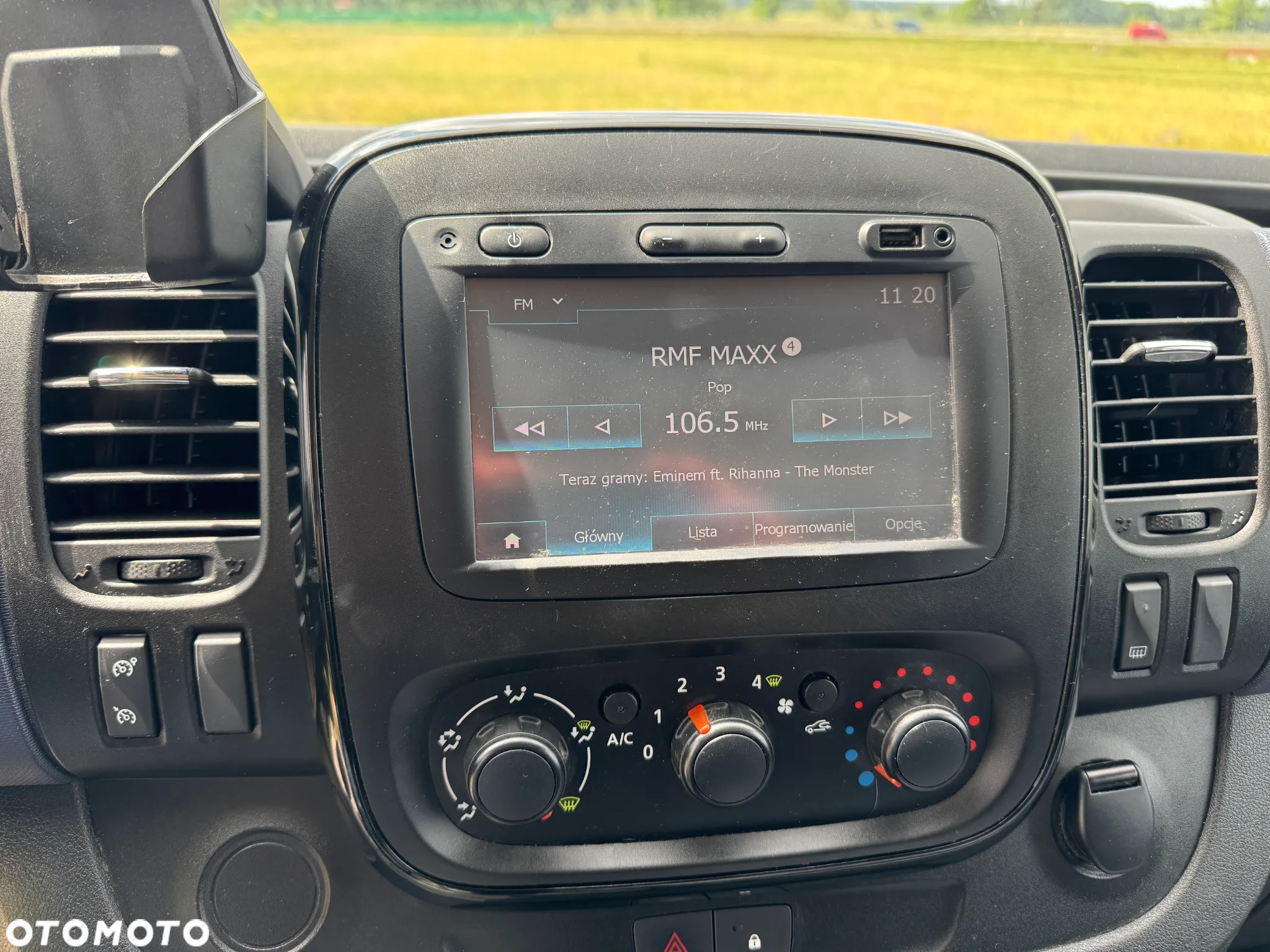 Opel VIVARO - 12