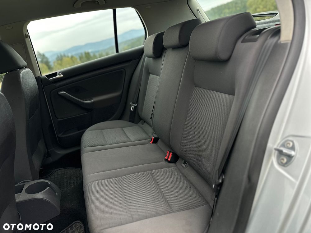 Volkswagen Golf V 1.9 TDI Comfortline - 21
