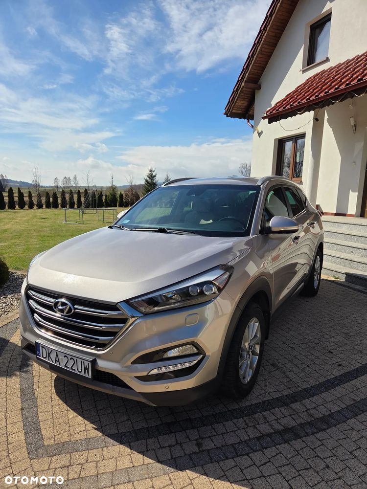 Hyundai Tucson 1.7 CRDI BlueDrive Style 2WD - 1