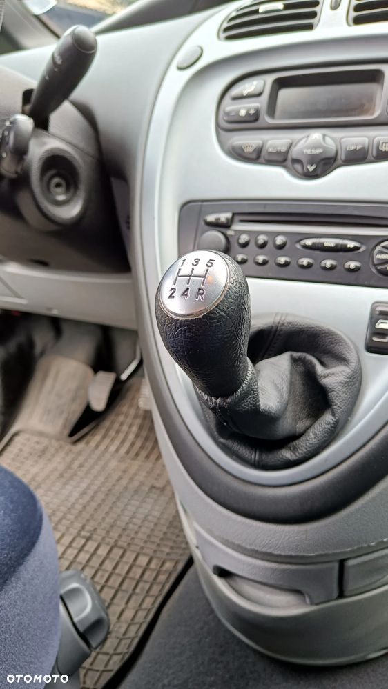 Citroën Xsara Picasso - 10