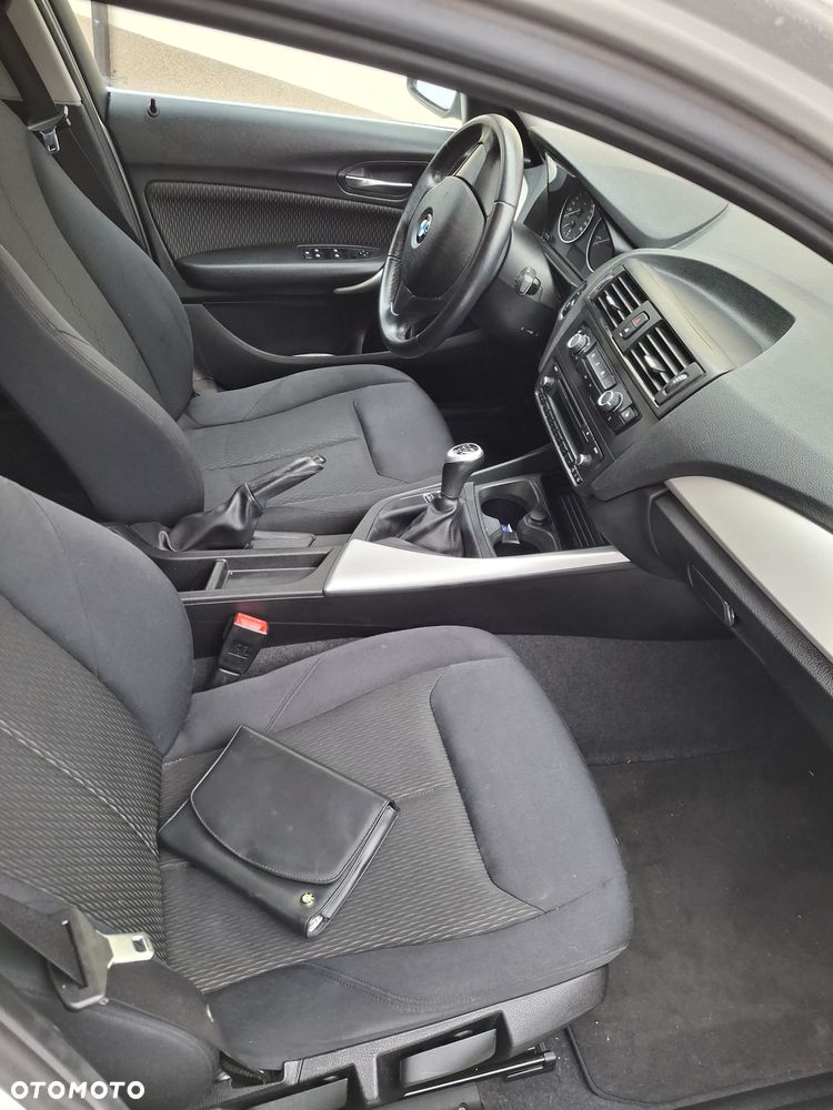 BMW Seria 1 114i Sport Line - 20