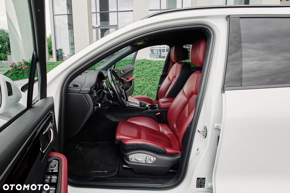 Porsche Macan Standard - 11