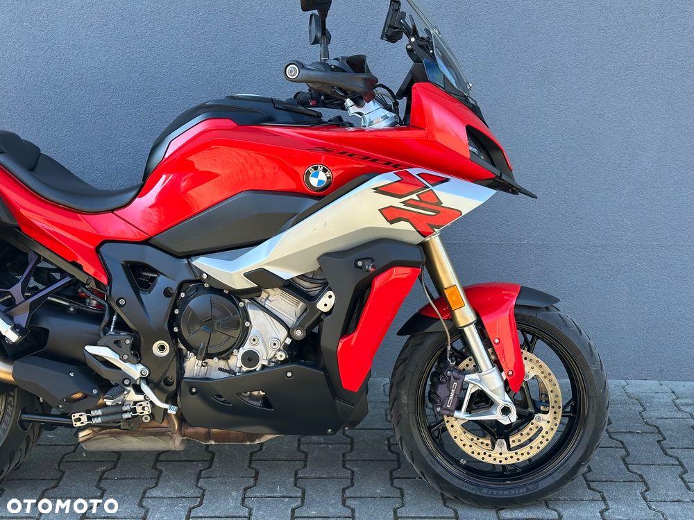 BMW S - 10