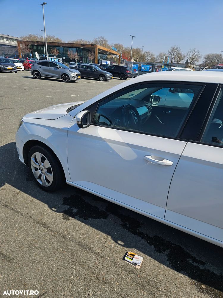 Skoda Fabia - 6