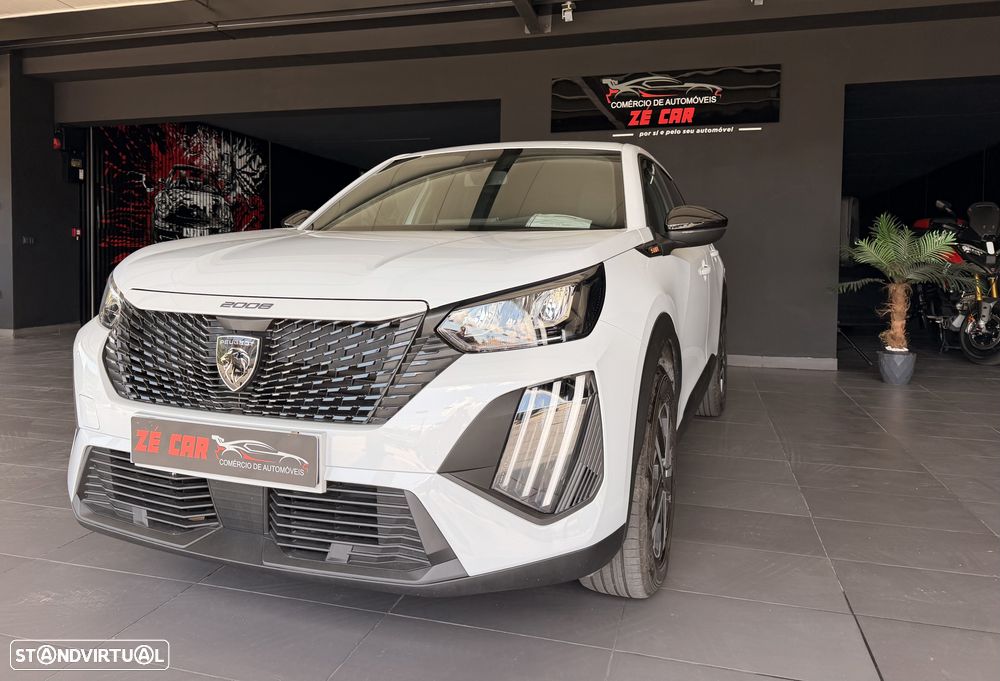 Peugeot 2008 Hybrid 145 e-DSC Style - 2