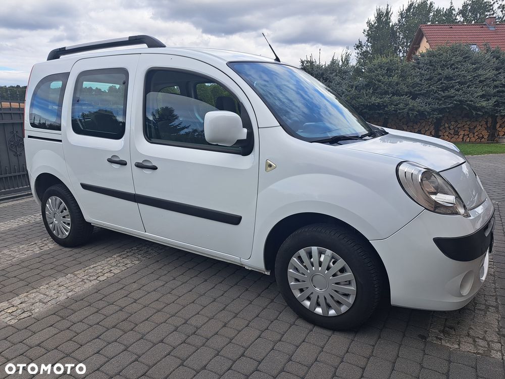 Renault Kangoo 1.6 8V 90 Happy Family - 3