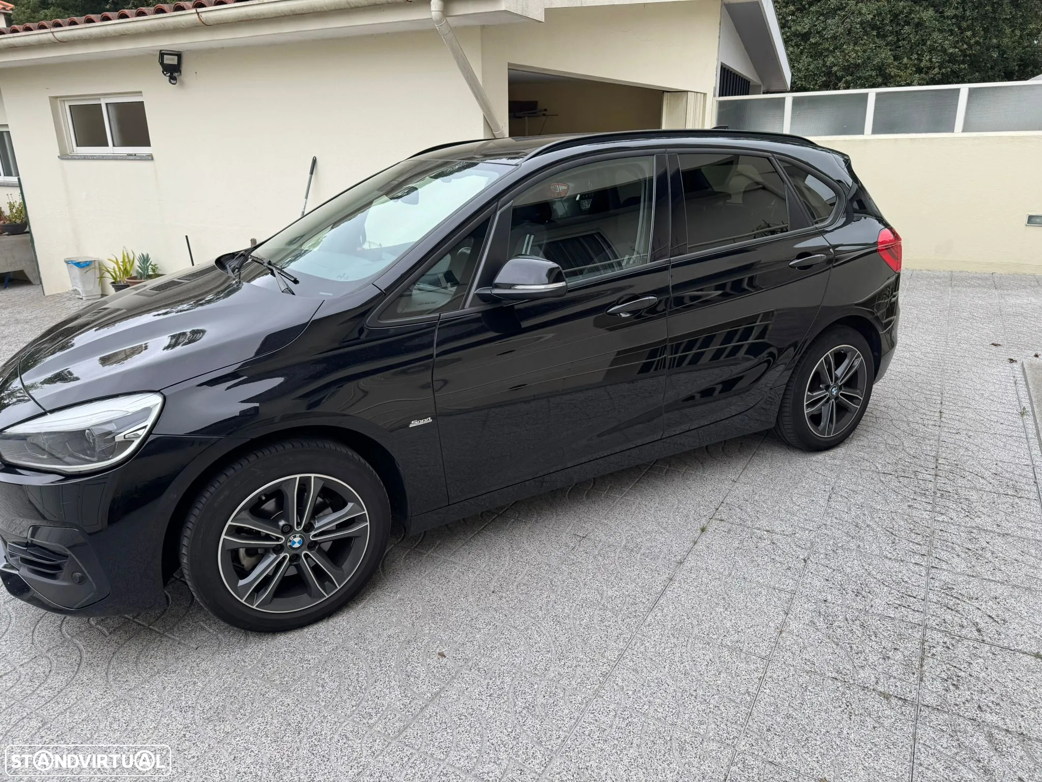 BMW 216 Active Tourer d Line Sport Auto - 2