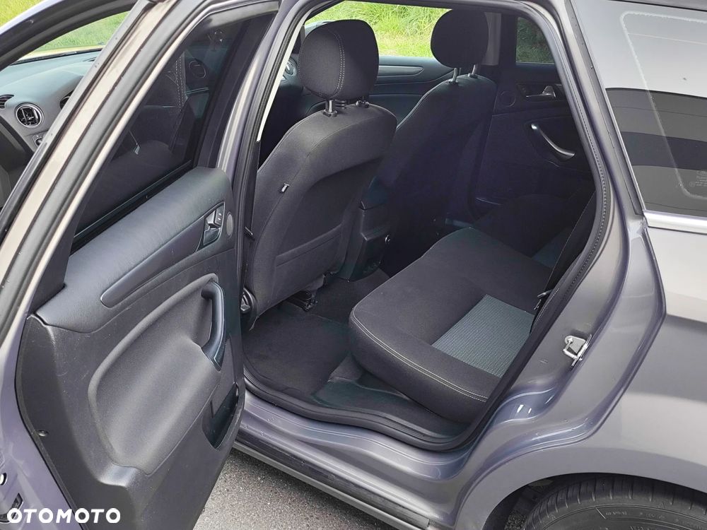 Ford Mondeo 1.6 T Titanium - 9