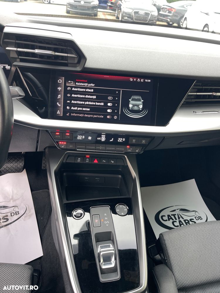 Audi A3 2.0 TDI S tronic Sport - 35