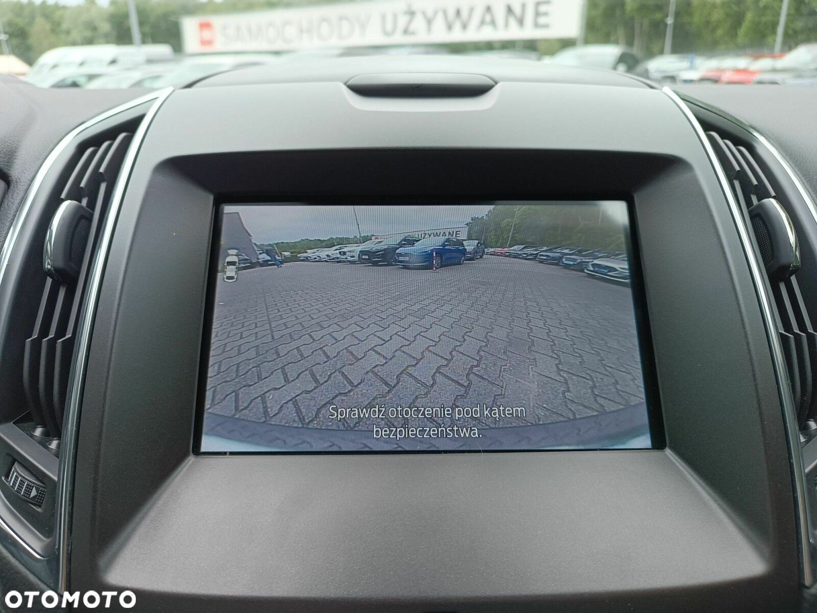 Ford S-Max - 25