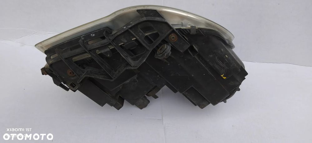 Lampa prawa Lewa reflektor przedni VW Touran LIFT 08r przód Części LC9X LC9Z caddy - 13